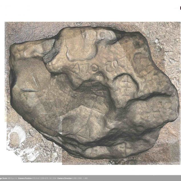 L'estudi 3D de la pedra de les Creus L'estudi 3D de la pedra de les Creus