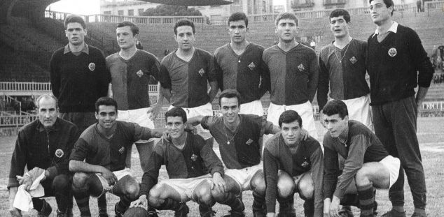 Equip del CD Condal de la temporada 1963-1964. Font: arxiu família Roy