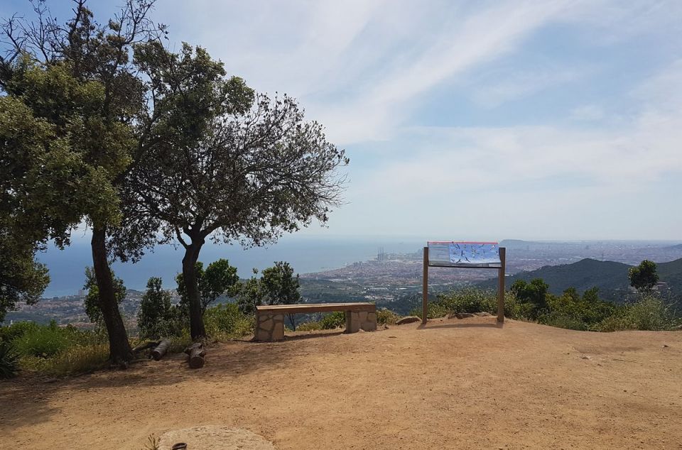 El Mirador d'en Galzeran, entre Alella i Tiana