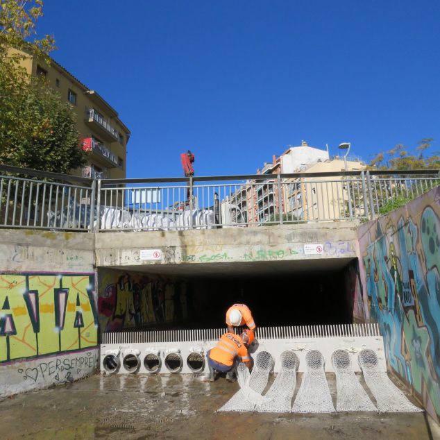 Retirada dels residus de les malles
