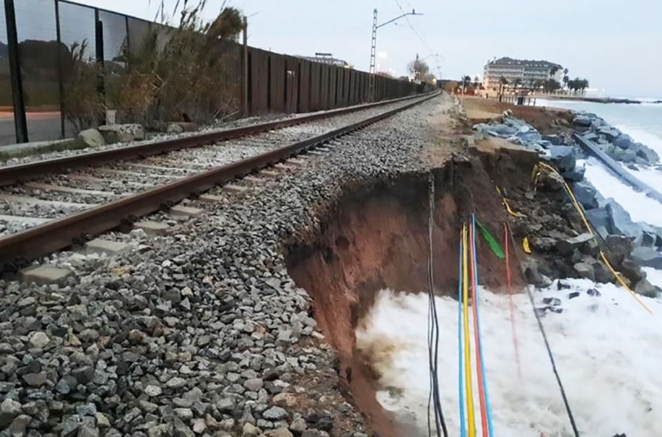 Efectes del temporal de mar. Foto: Arxiu Efectes del temporal de mar. Foto: Arxiu