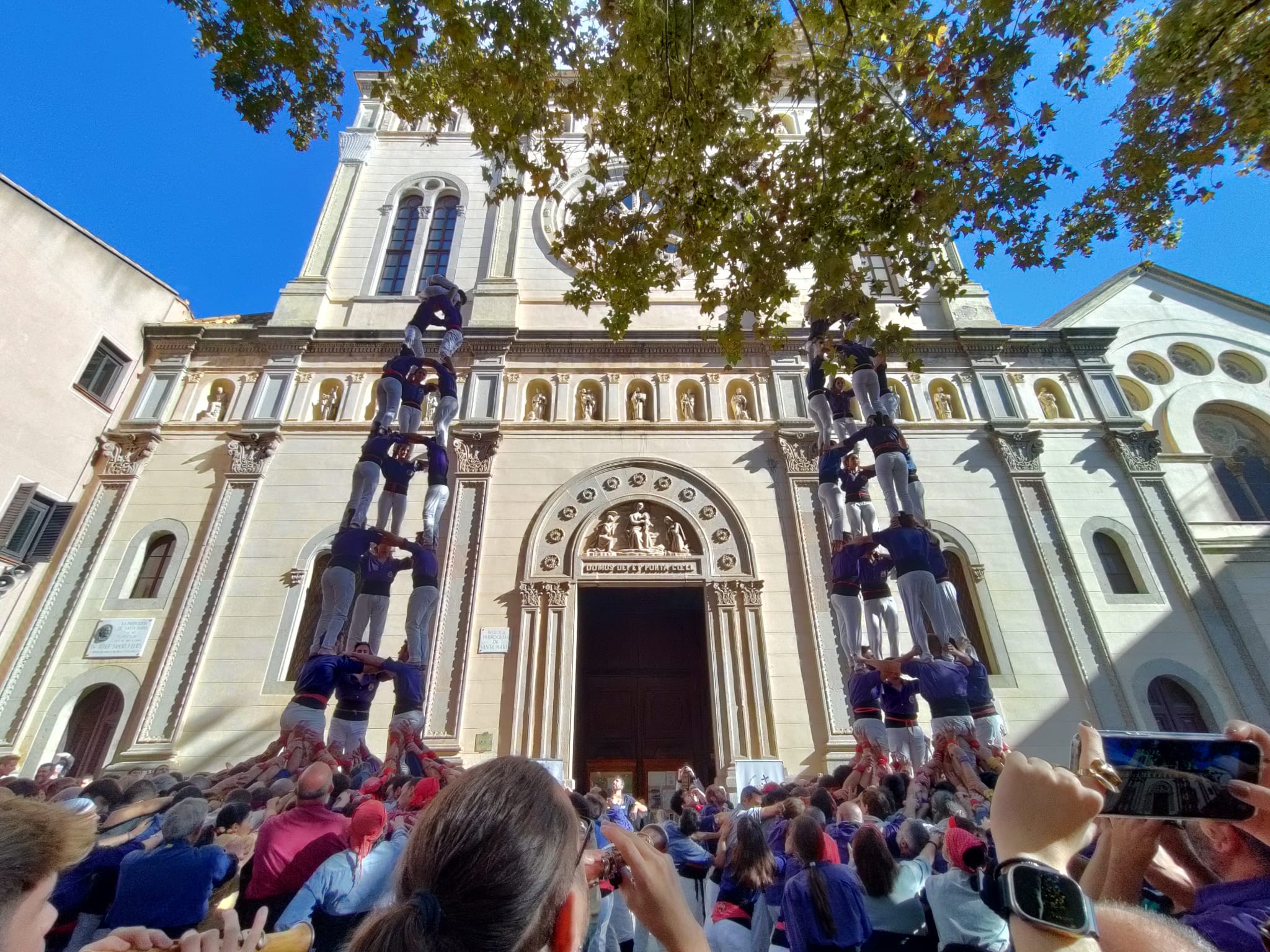 3 i 4 de 8 simultaneos