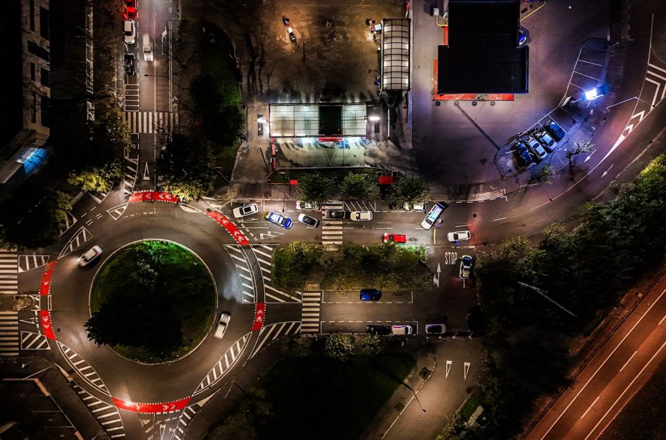 Control policial en la zona de ocio nocturno del Pla d'en Boet. Foto: Policía Local Control policial en la zona de ocio nocturno del Pla d'en Boet. Foto: Policía Local