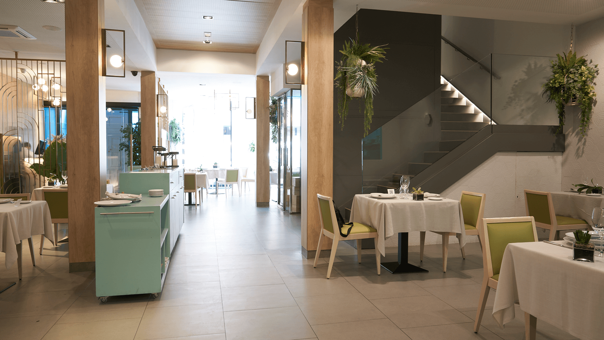 L'interior del restaurant Sangiovese de Mataró