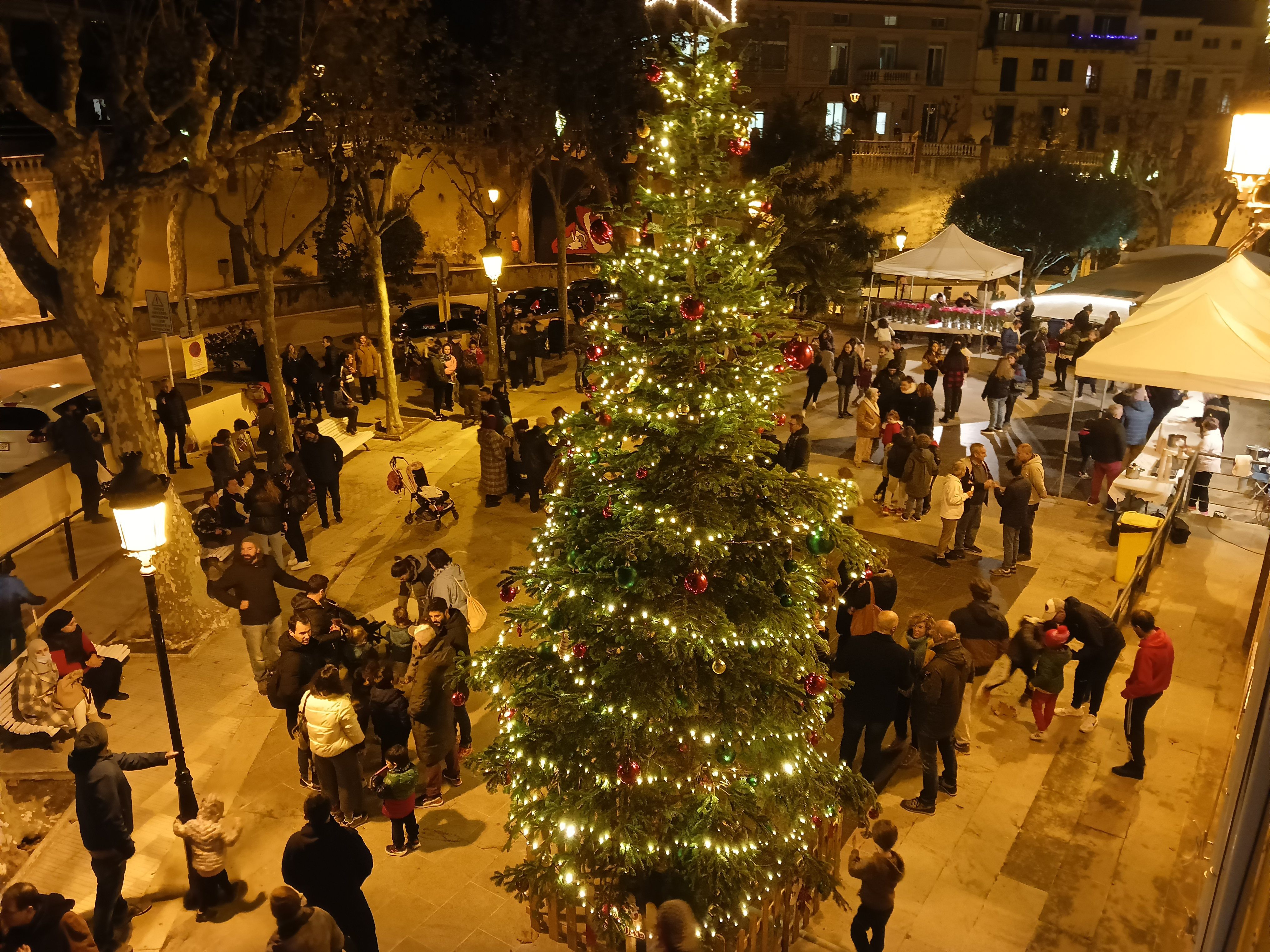 Caldetes enlaza la Festa Major de Santa Llúcia i las navidades