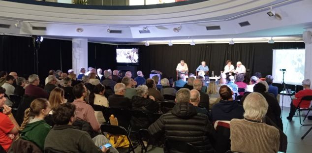 L'Ateneu, durant l'acte sobre el PSUC