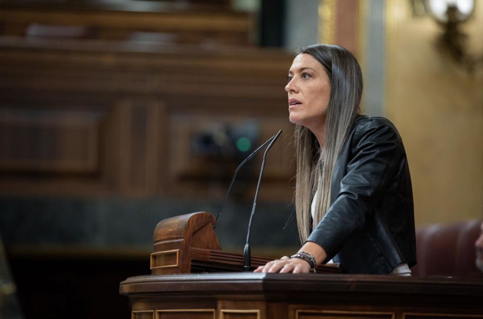 0dd74fd0 8ee0 432f 82a4 cb438bb73017