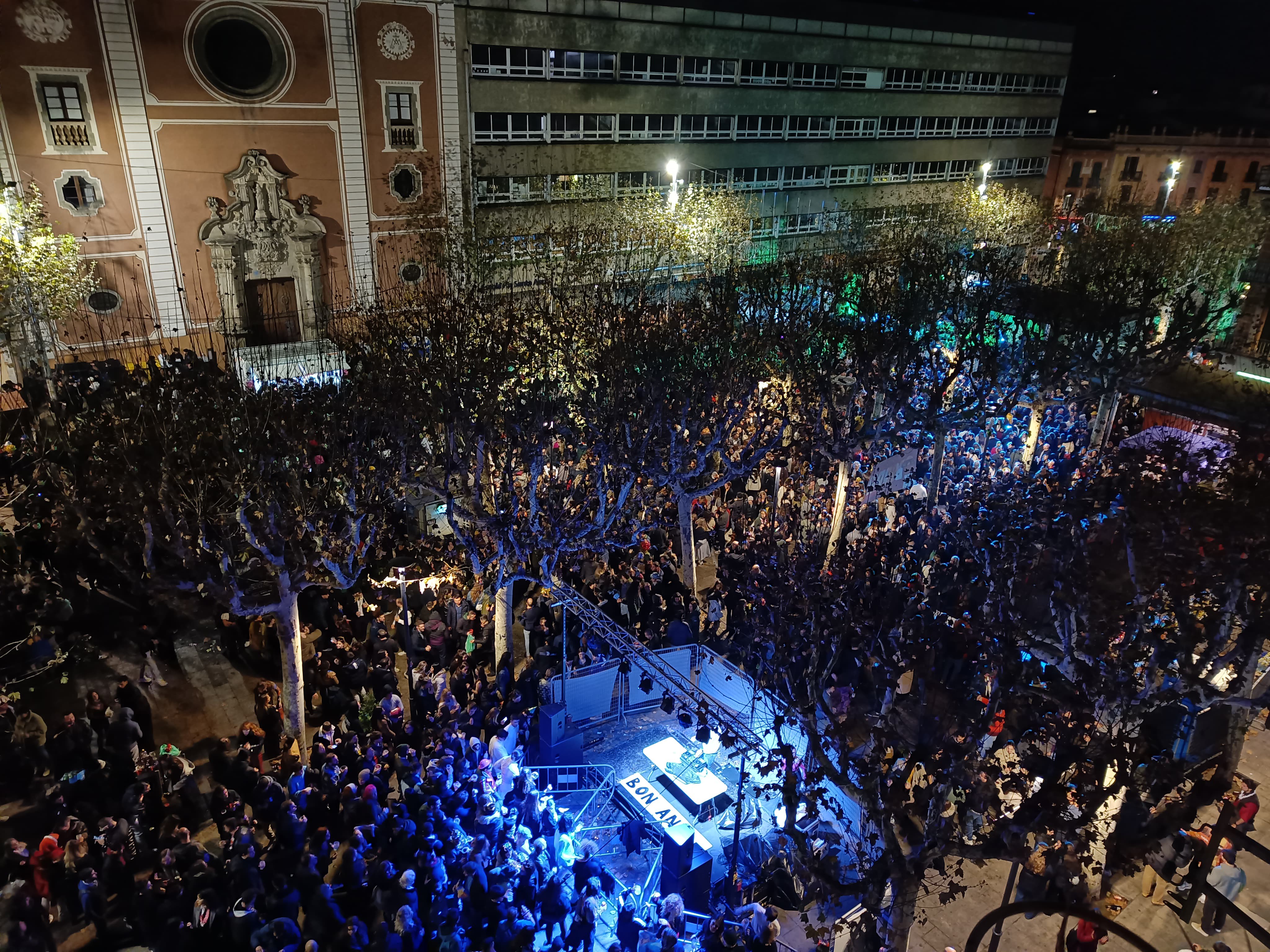 La Oca, la fiesta popular de Nochevieja en Mataró