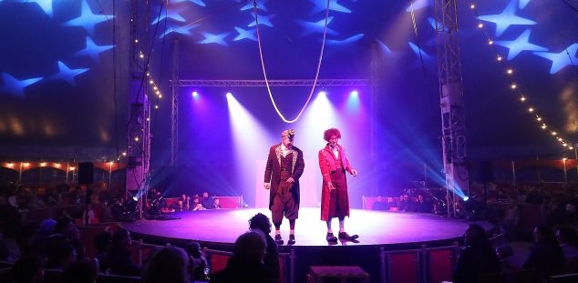 Sabanni y Paute - Circo de Navidad de Mataró. Foto: Erin Bassa Sabanni y Paute - Circo de Navidad de Mataró. Foto: Erin Bassa