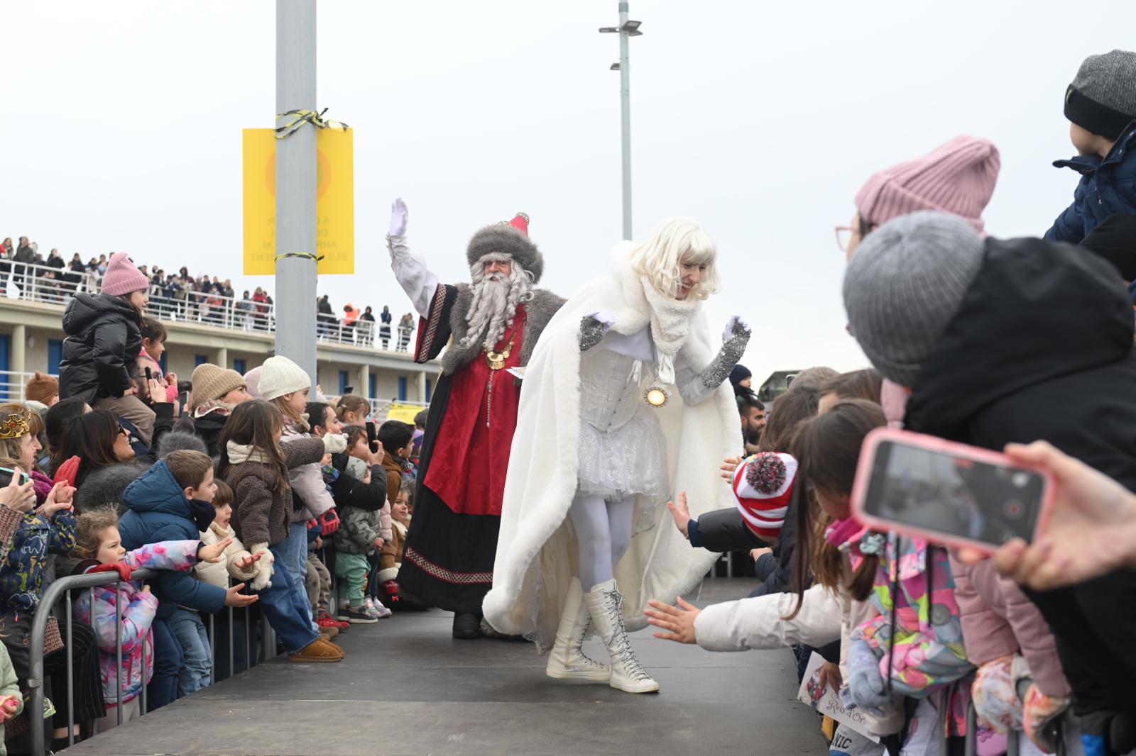 Arribada dels Reis d'Orient al Port de Mataró. Foto: R. Gallofré Arribada dels Reis d'Orient al Port de Mataró. Foto: R. Gallofré