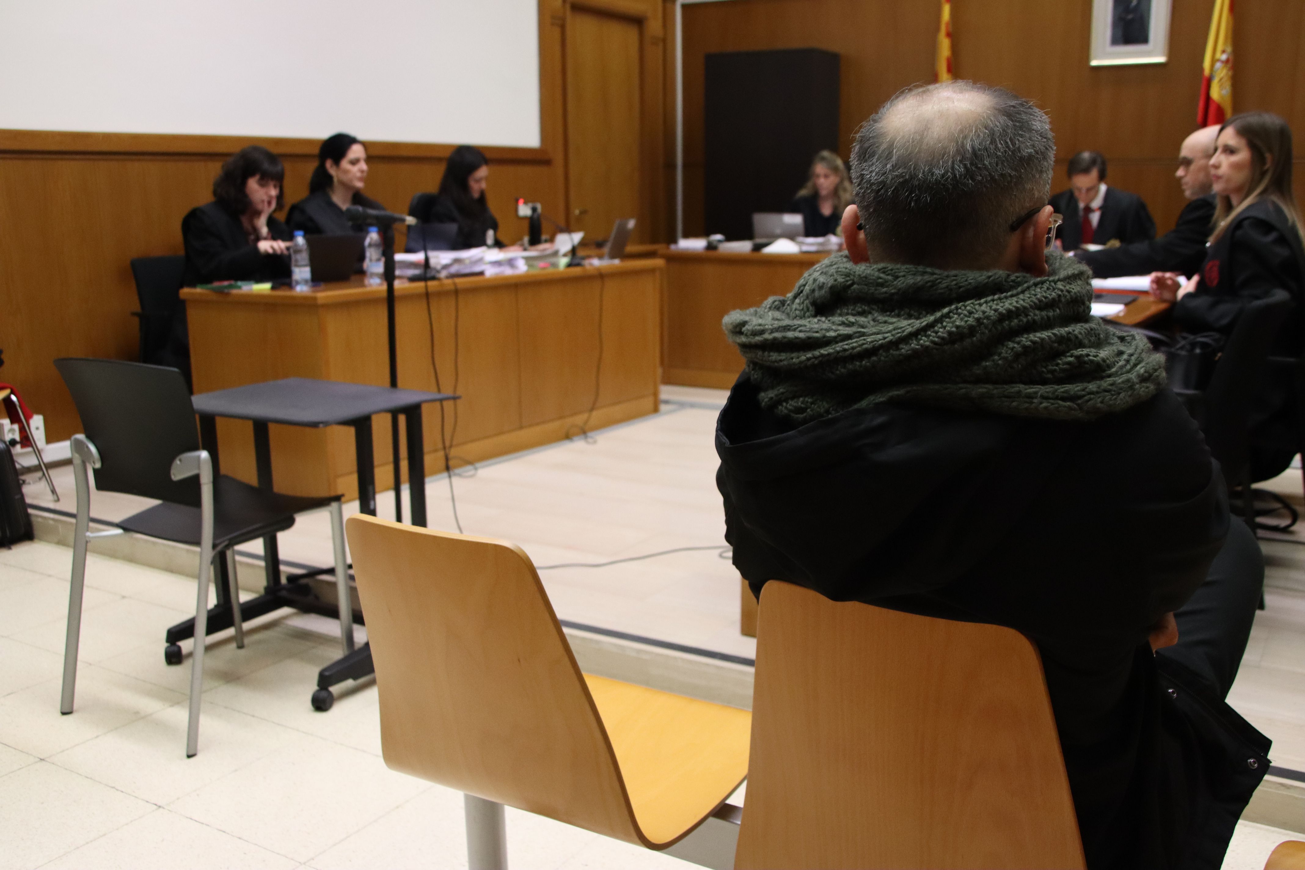 L'osteòpata maresmenc al banc dels acusats. Foto: ACN