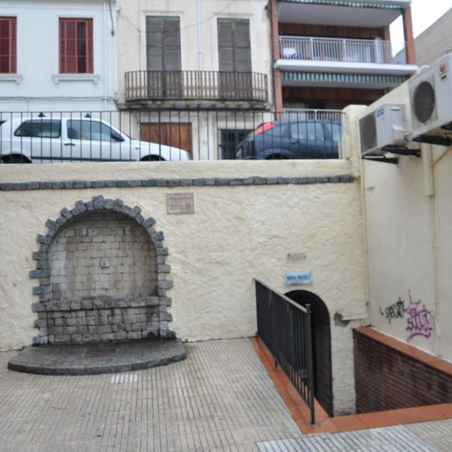 Accés mina d'aigua Accés mina d'aigua