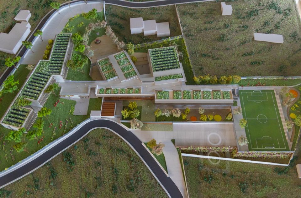 Maqueta de l'edifici que s'està construint Maqueta de l'edifici que s'està construint