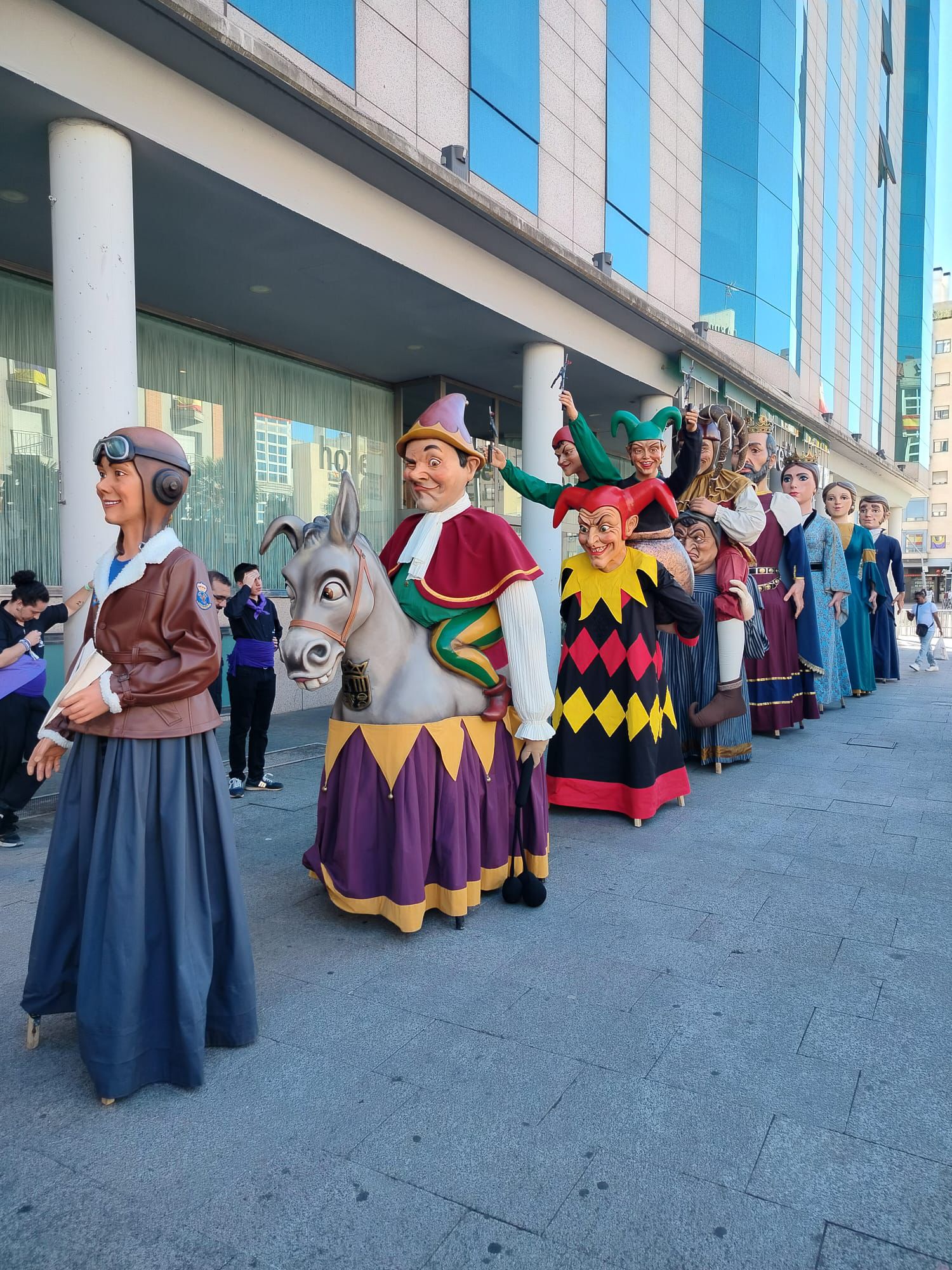 La col·lecció de gegants de Torrejón de Ardoz que no hi faltaran