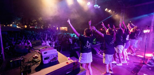 Foto PD Bingos Show Crew 2 Foto PD Bingos Show Crew 2