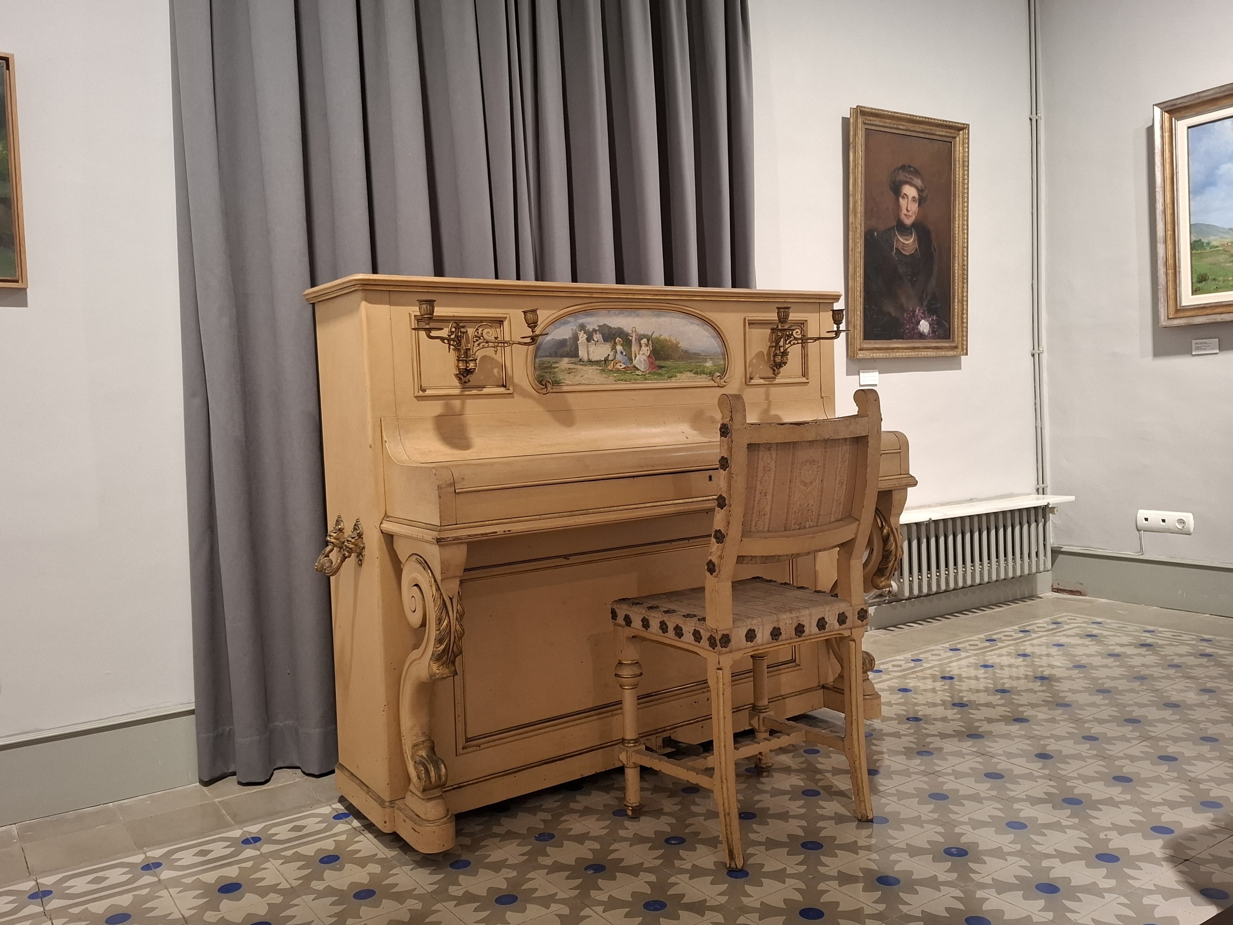 Piano Erard de 1880, el legado de Alfaro a Llavaneres