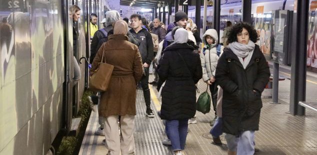 Anades i vingudes a l'Estació de Mataró. Foto: ACN
