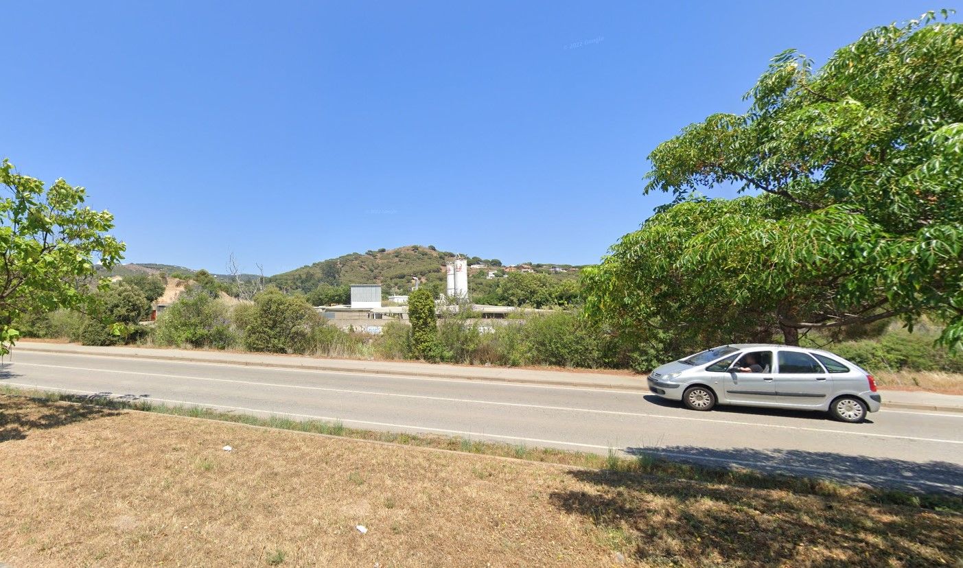 La carretera entre Argentona i el nucli d'El Cros