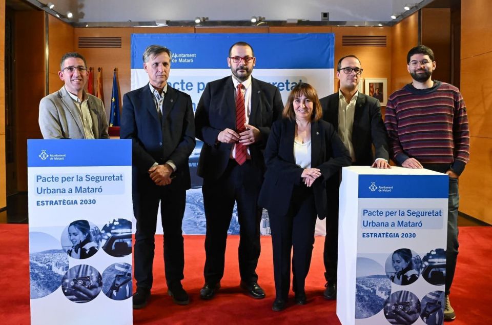 Representants polítics en la signatura del pacte