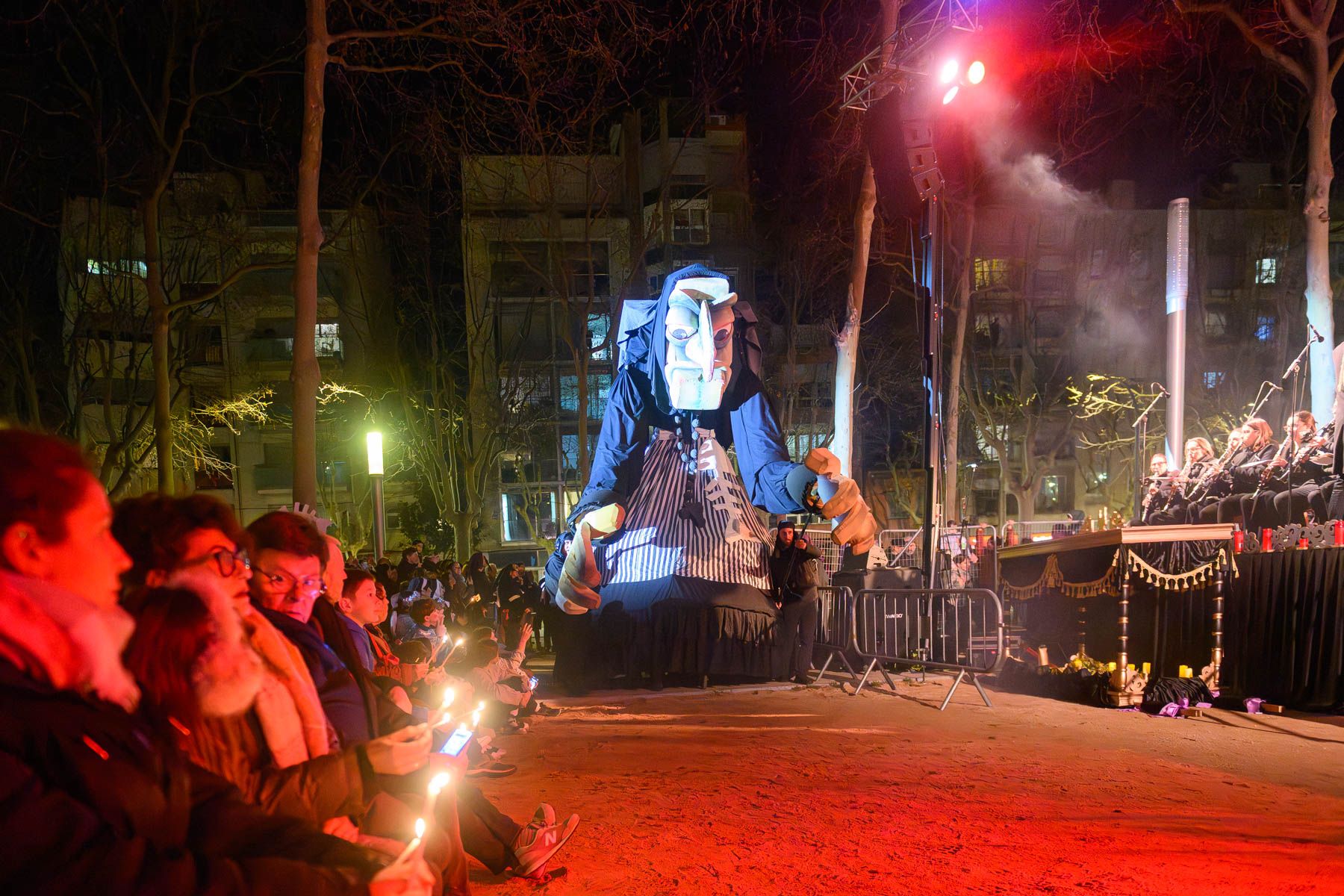 Carnestoltes Enterrament de la Sardina, Vella Quaresme. Foto: R.Gallofré