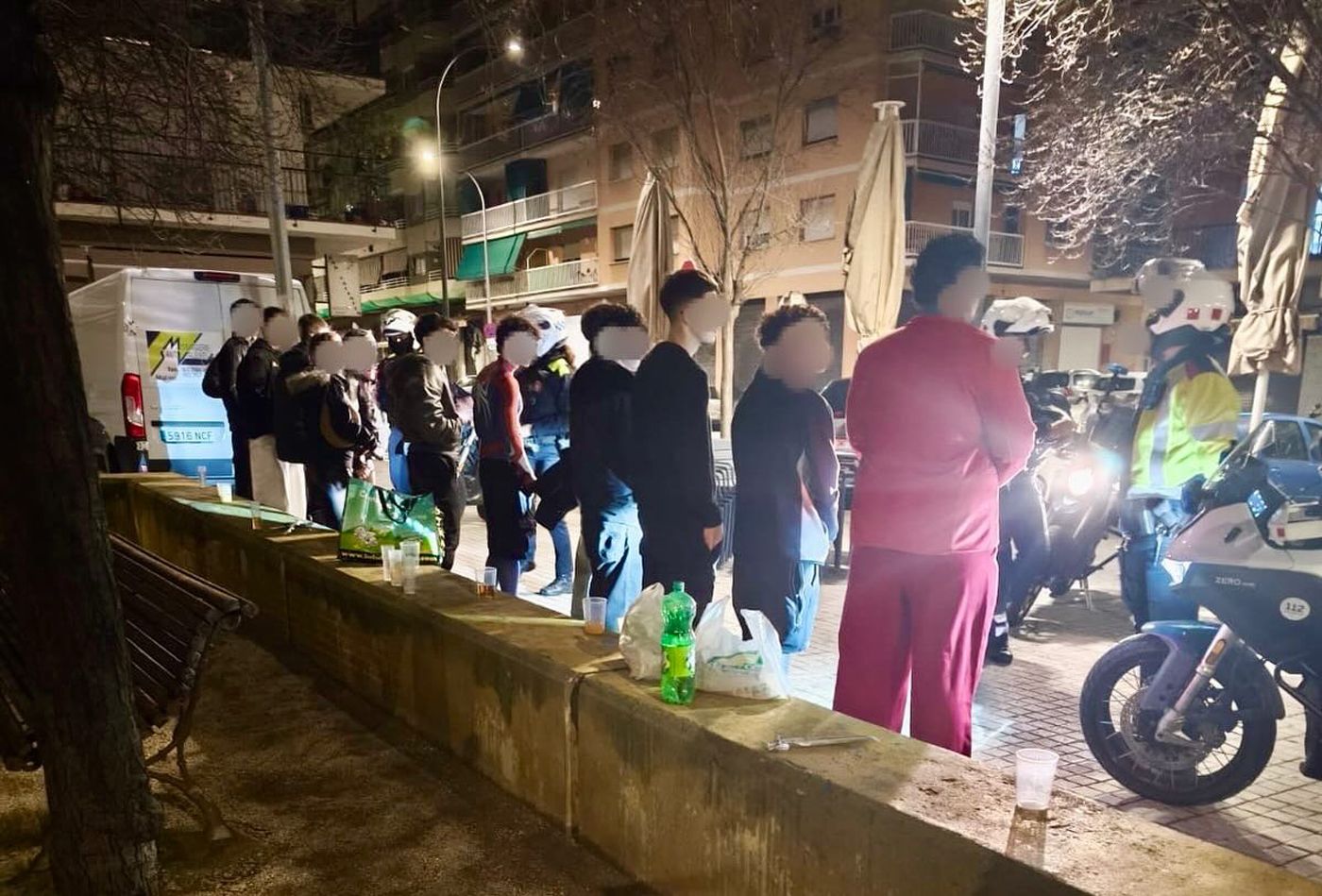 Dispositivo de la Policía en la zona de ocio nocturno y aledaños. Foto: Policía Local de Mataró