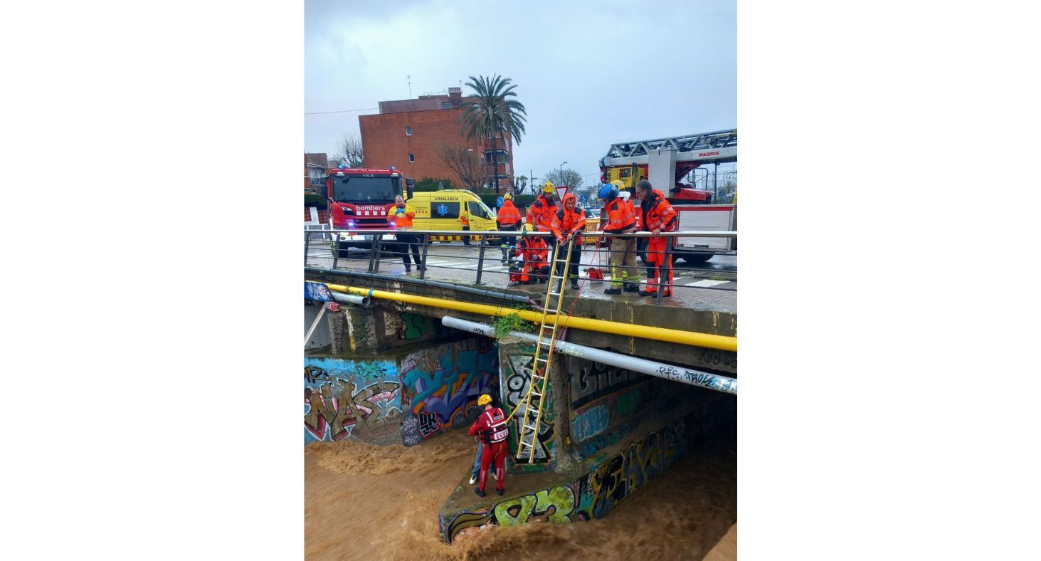 Imatge de l'actuació dels bombers.
