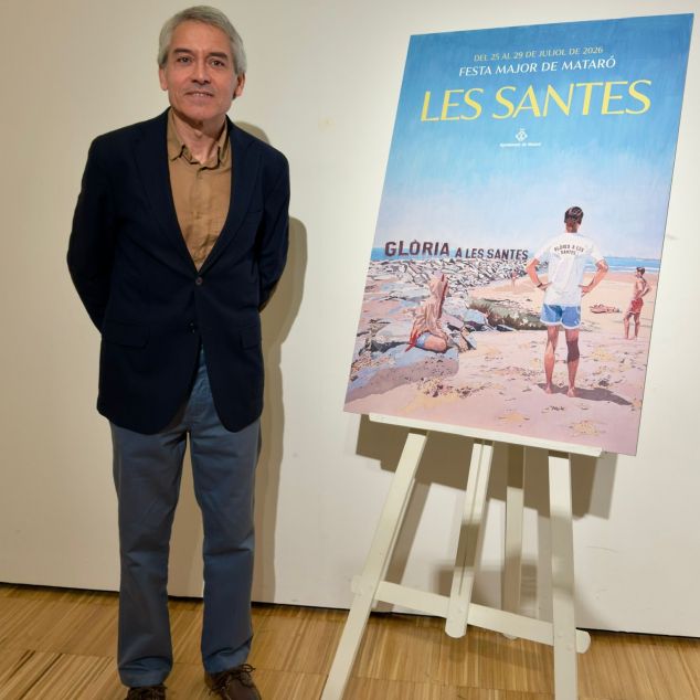 L'autor amb el cartell de Les Santes