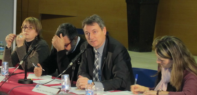 L'alcalde, amb els regidors de Participació i Administració