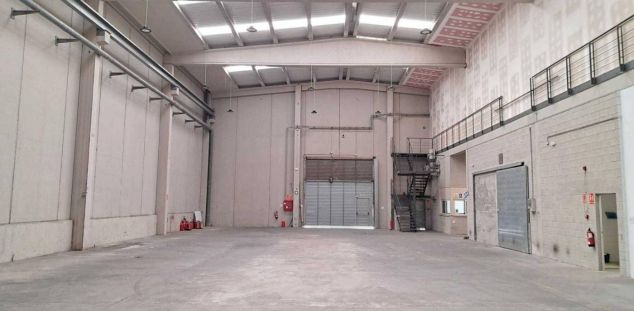 Nave industrial de Finques Vinyals