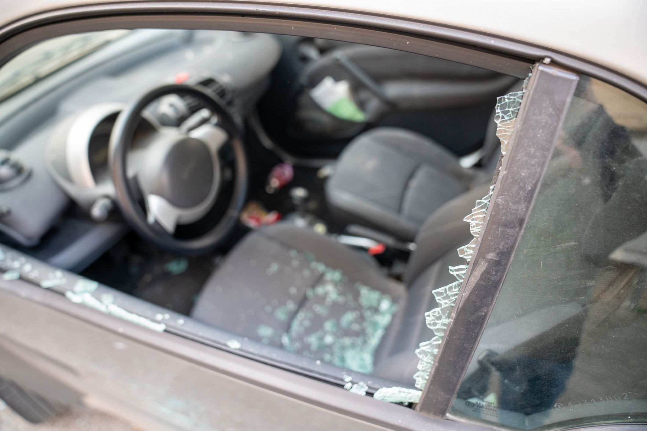 Augmentan los robos en interior de vehículo en Mataró