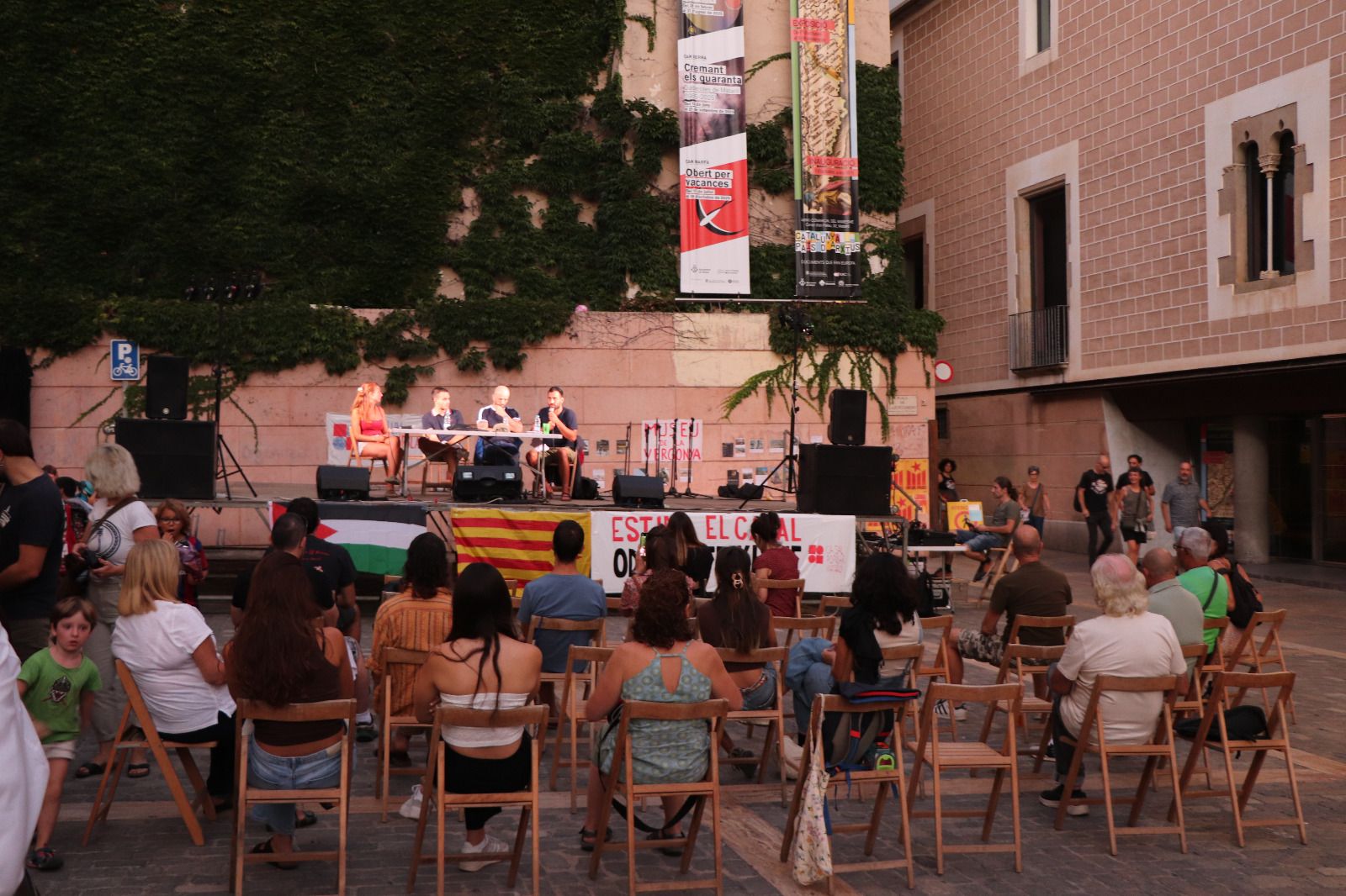 Una de les primeres activitats del Casal Popular de Mataró. Foto: Lluís Rugama