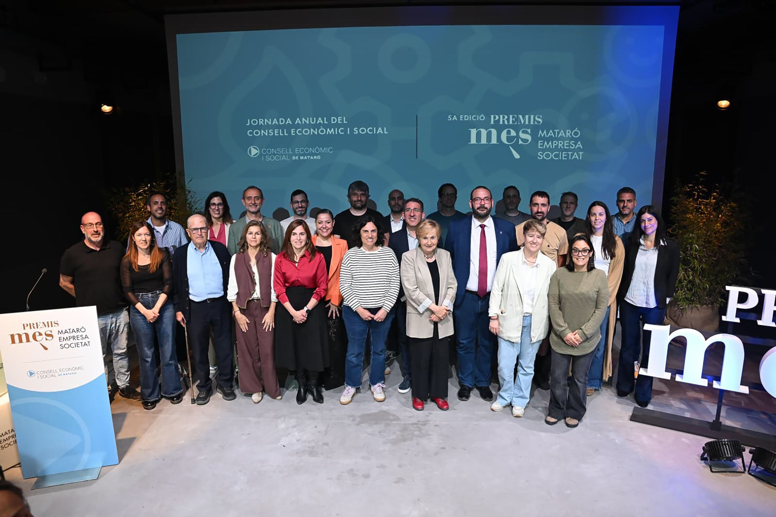 Foto de Família dels Premis MES Mataró