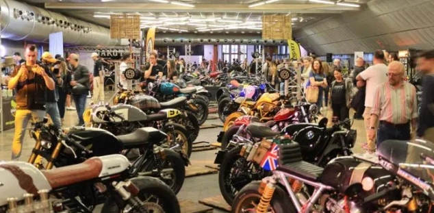 Vinga motos per tot arreu