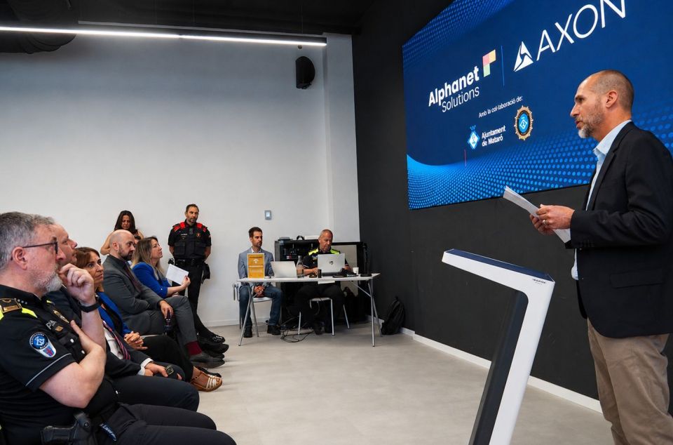 Francesc acord Alphanet Axon