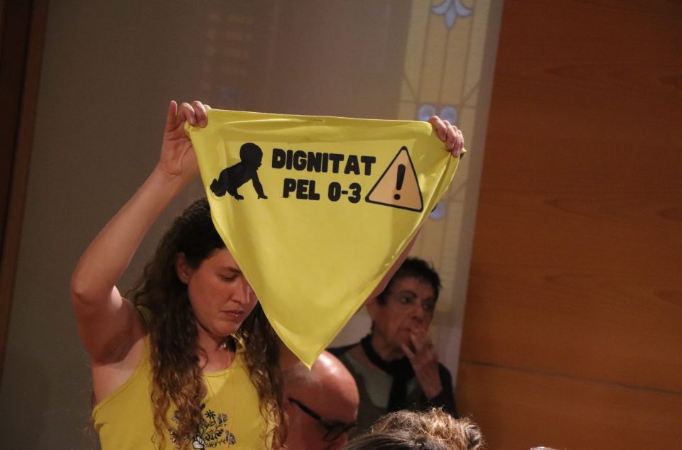 A la sala de plens