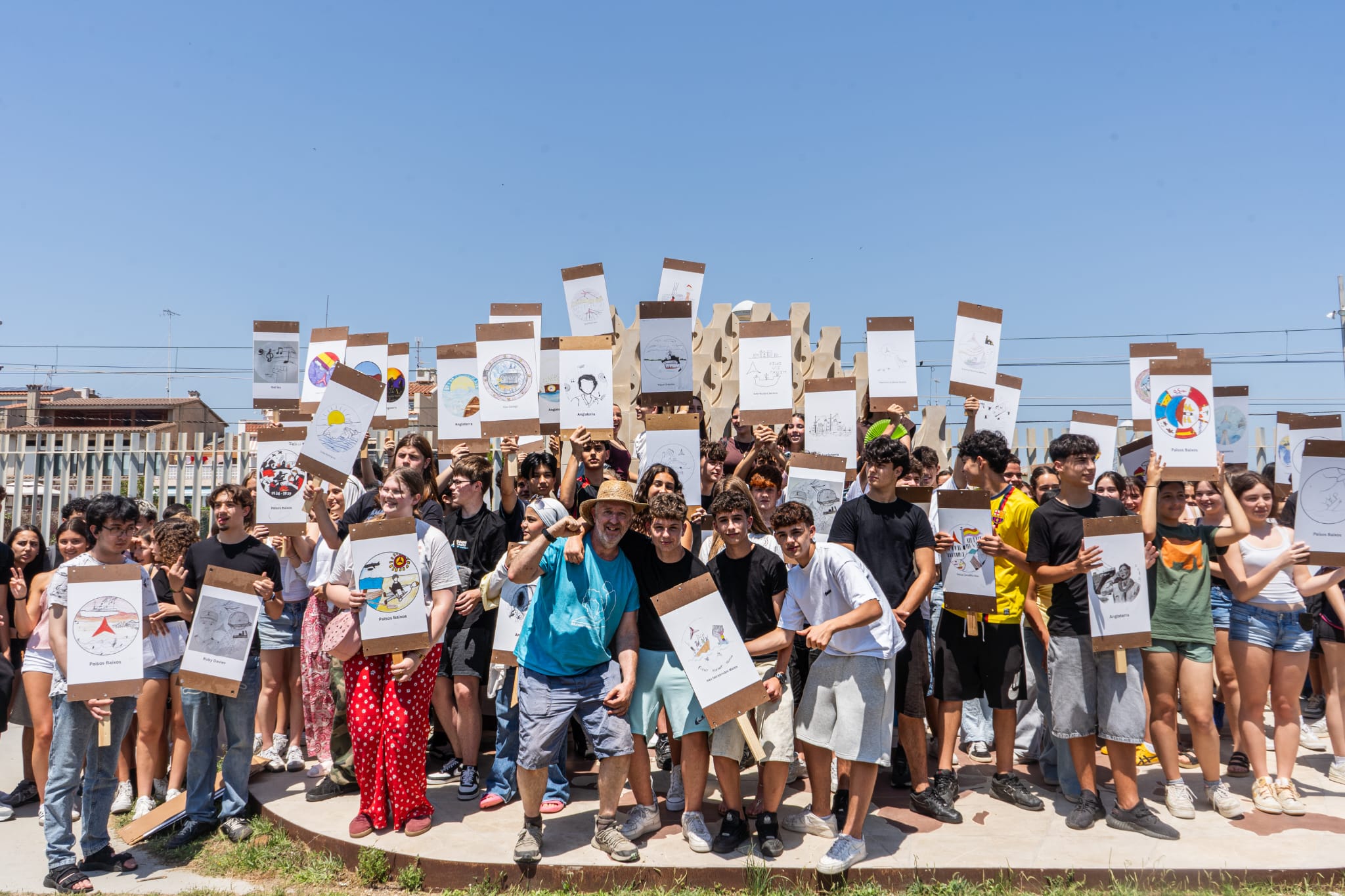 Estudiantes participantes en el Solidarity Park