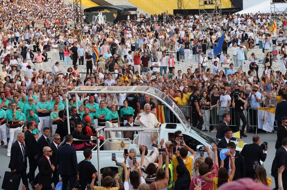 El Papa, a l'Estadi Olímpic El Papa, a l'Estadi Olímpic
