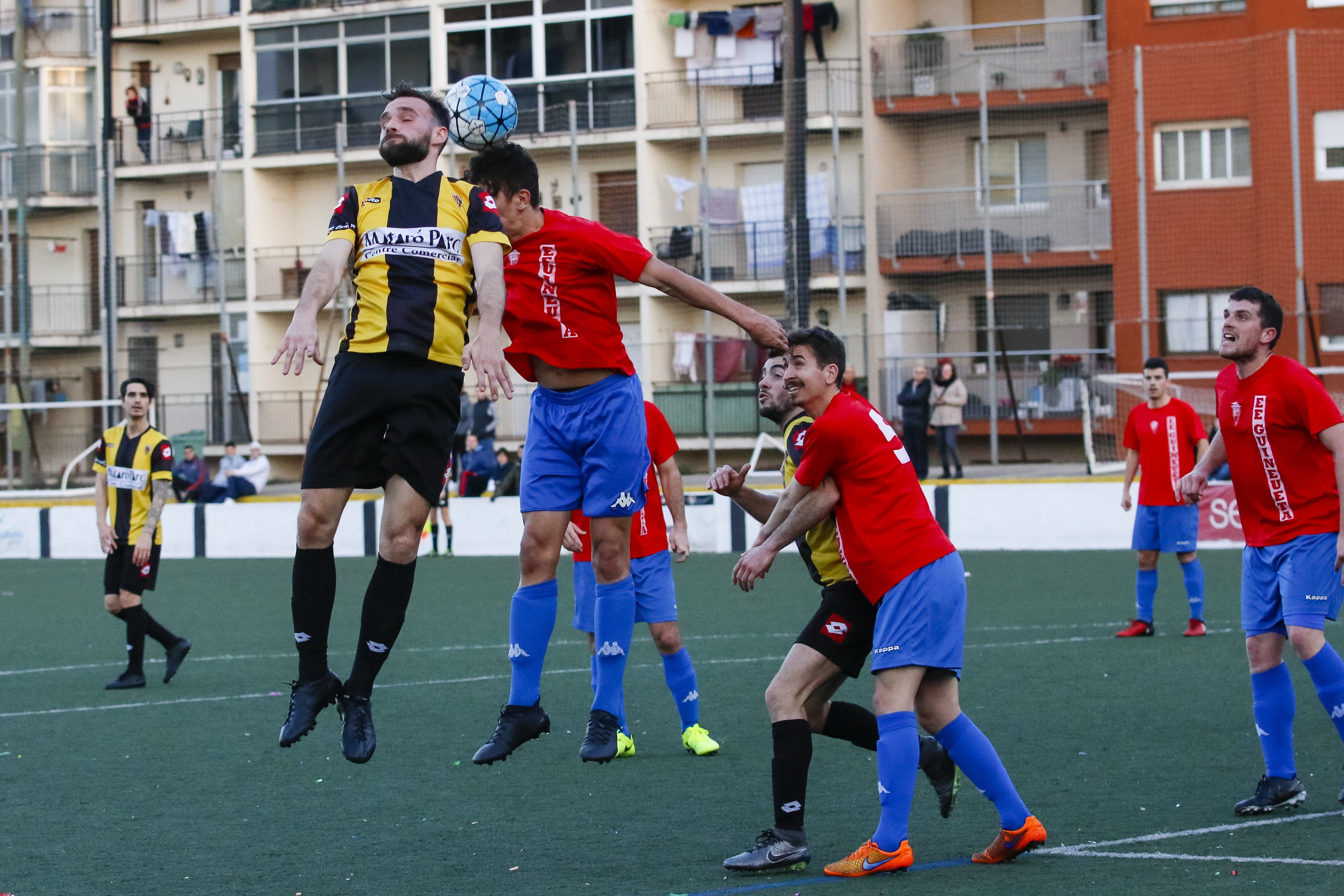 Un partit del CE Mataró