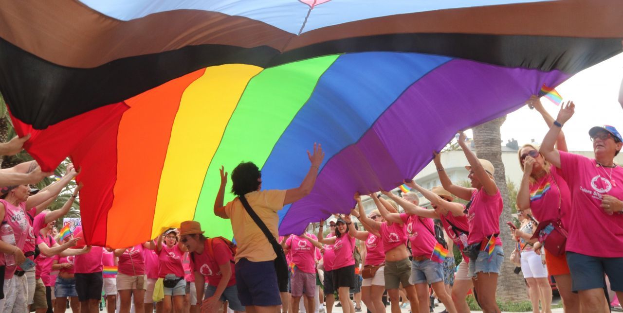 Imatge d'arxiu d'una acció vinculada al 28J, dia internacional dels Drets LGTBI, a Mataró