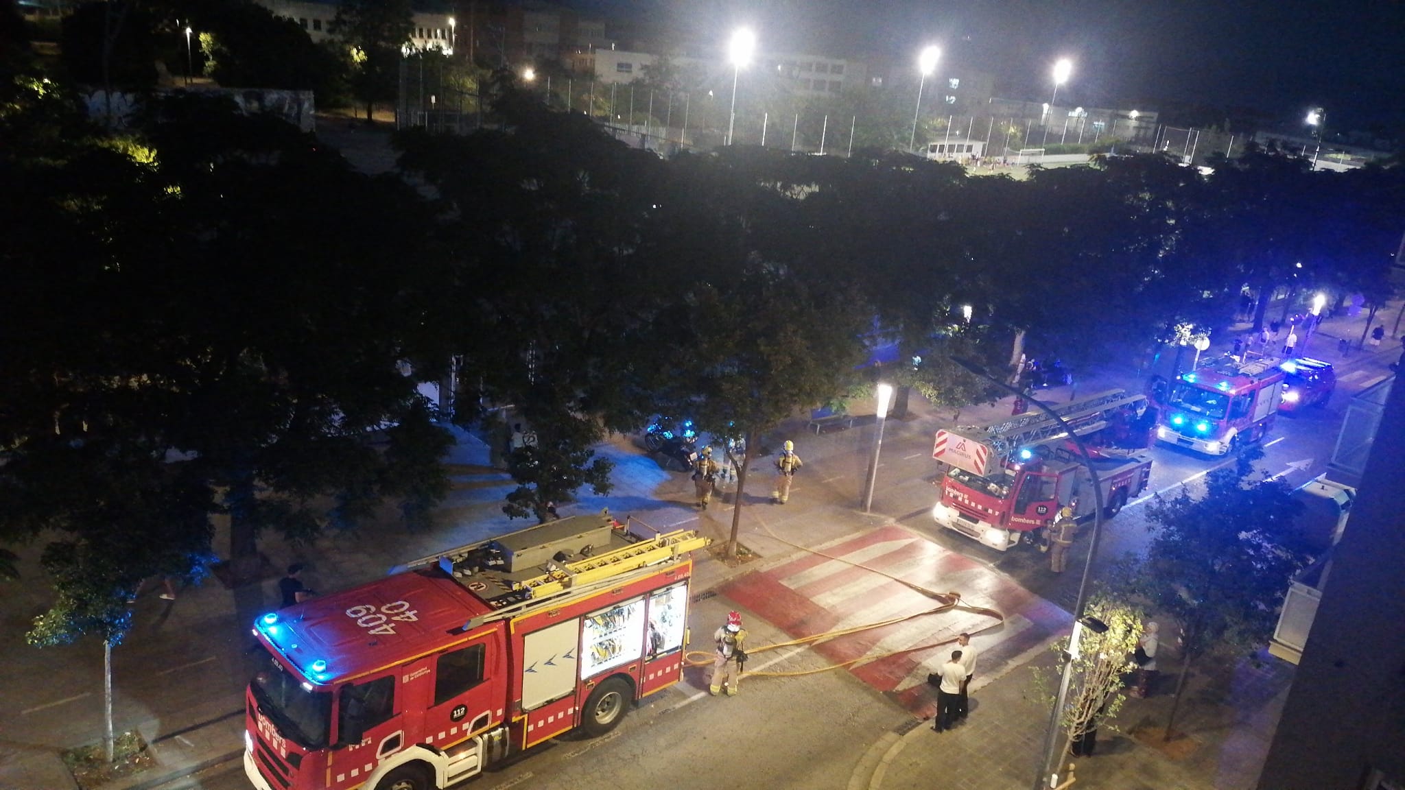 Bombers al Parc de Rocafonda. Foto: Cedida
