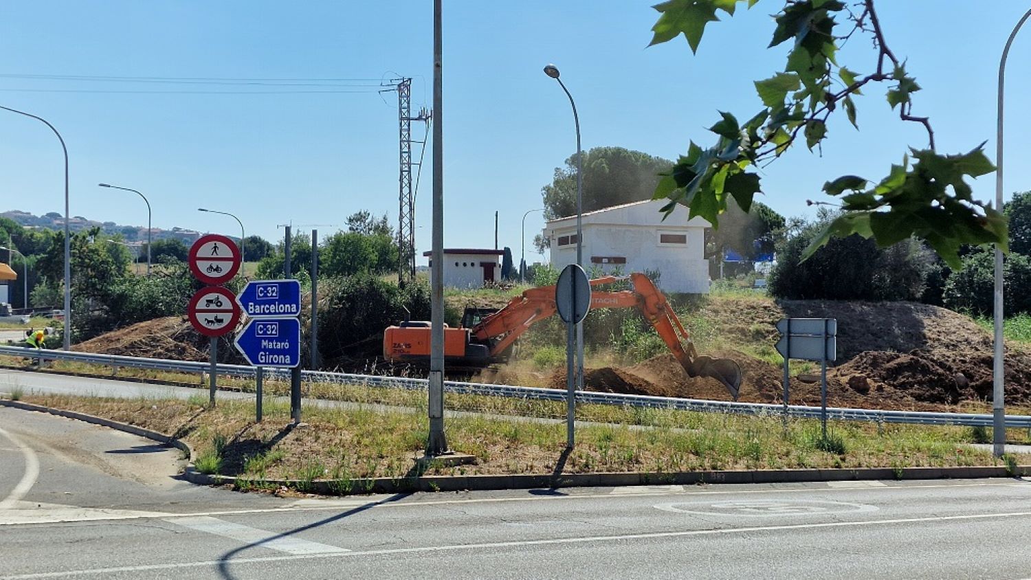 Obres a la rotonda d'Alella