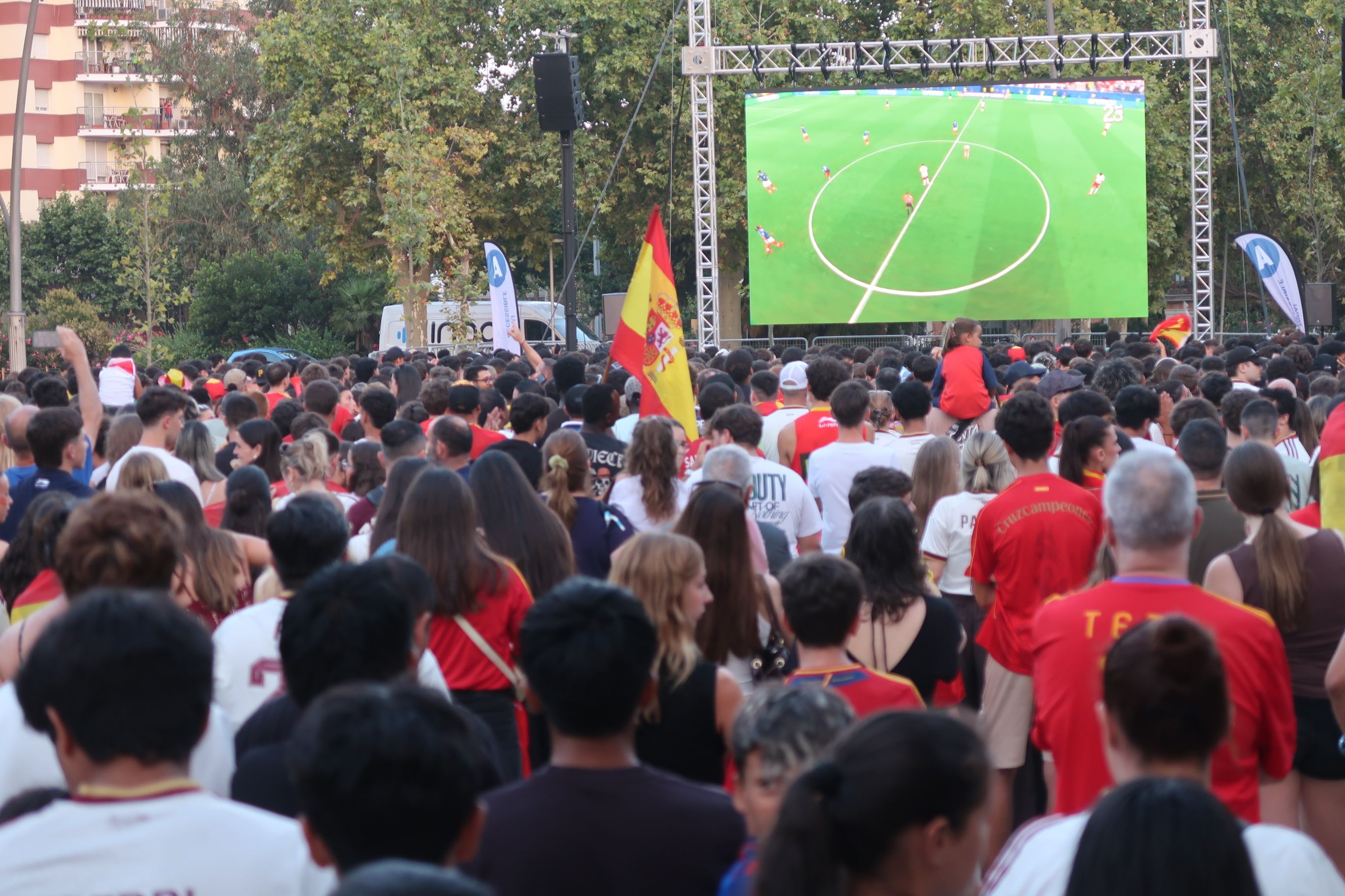 La pantalla gegant de les semifinals. Foto: J. Merino