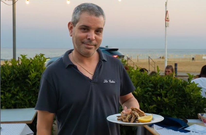 Un dels darrers serveis a La Caleta