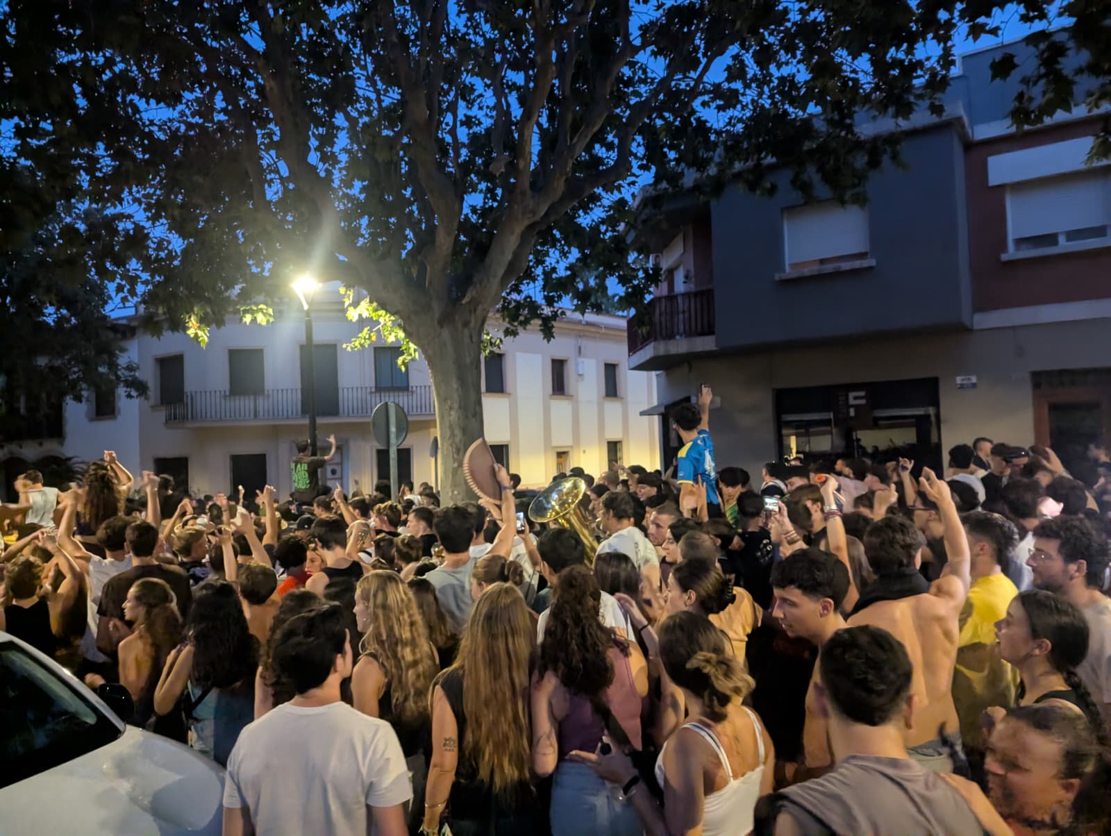 Albada Albada