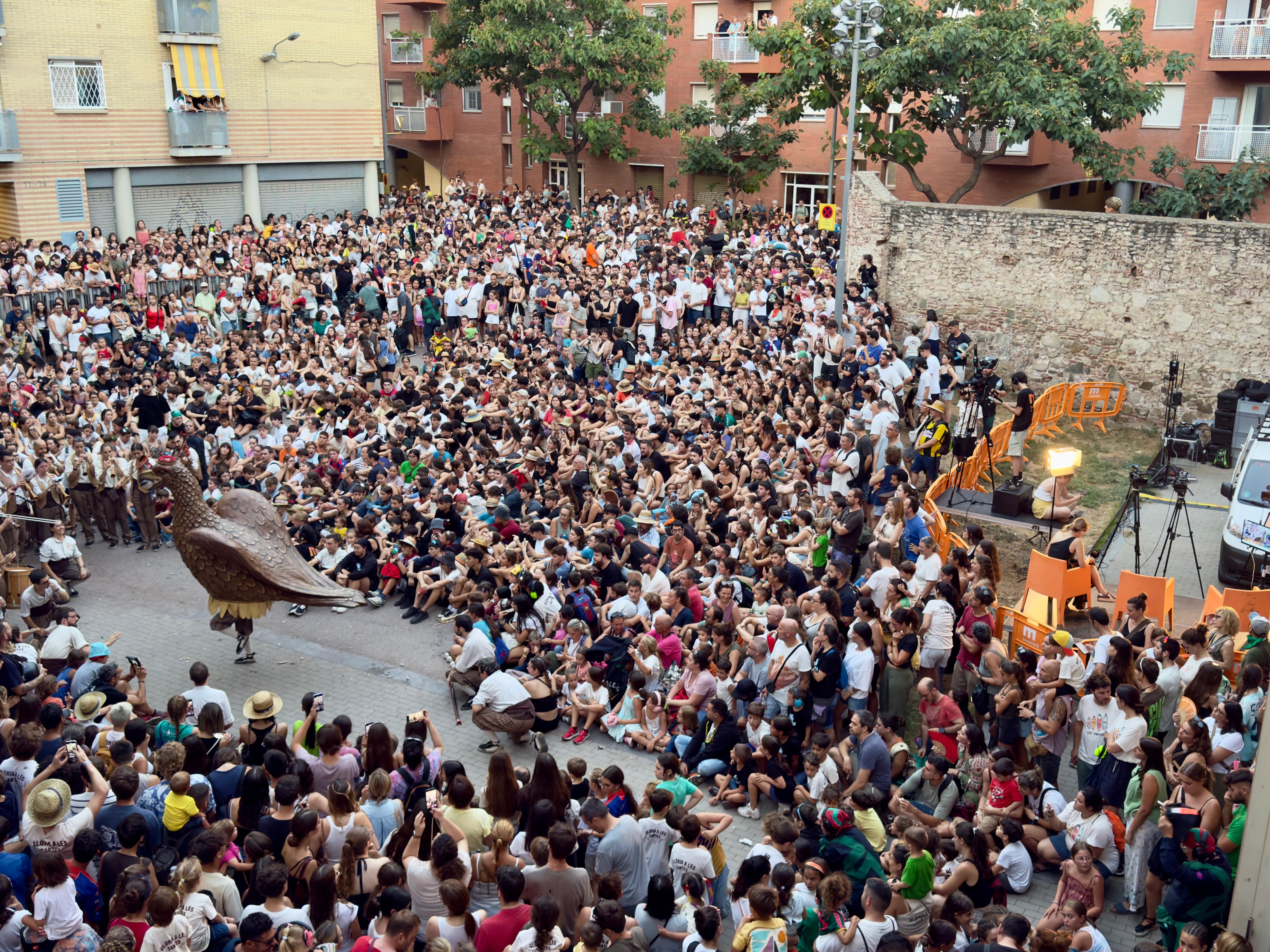 Anem a tancar. Foto: R. Gallofré Anem a tancar. Foto: R. Gallofré