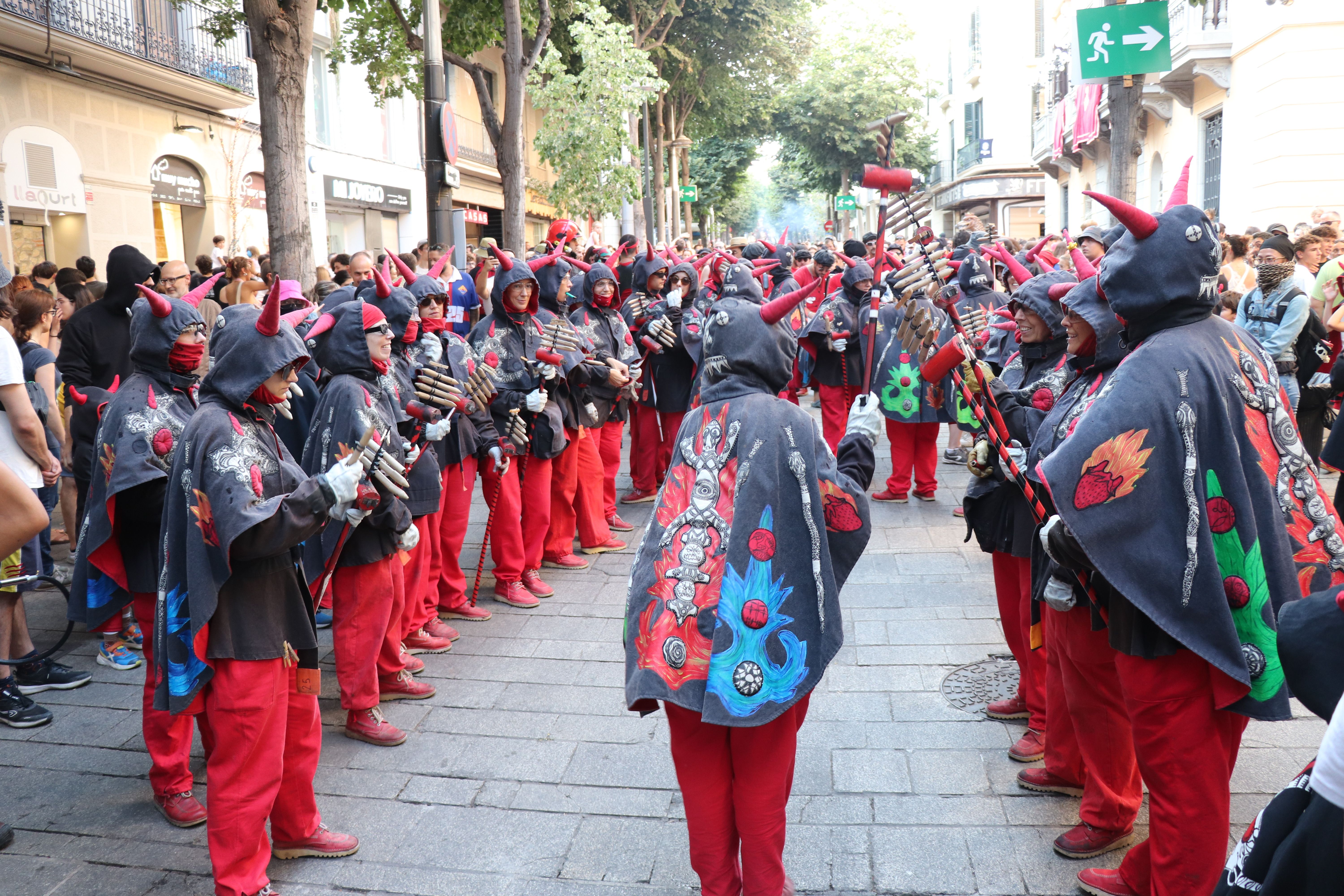 Anem a tancar. Foto: L. Rugama Anem a tancar. Foto: L. Rugama