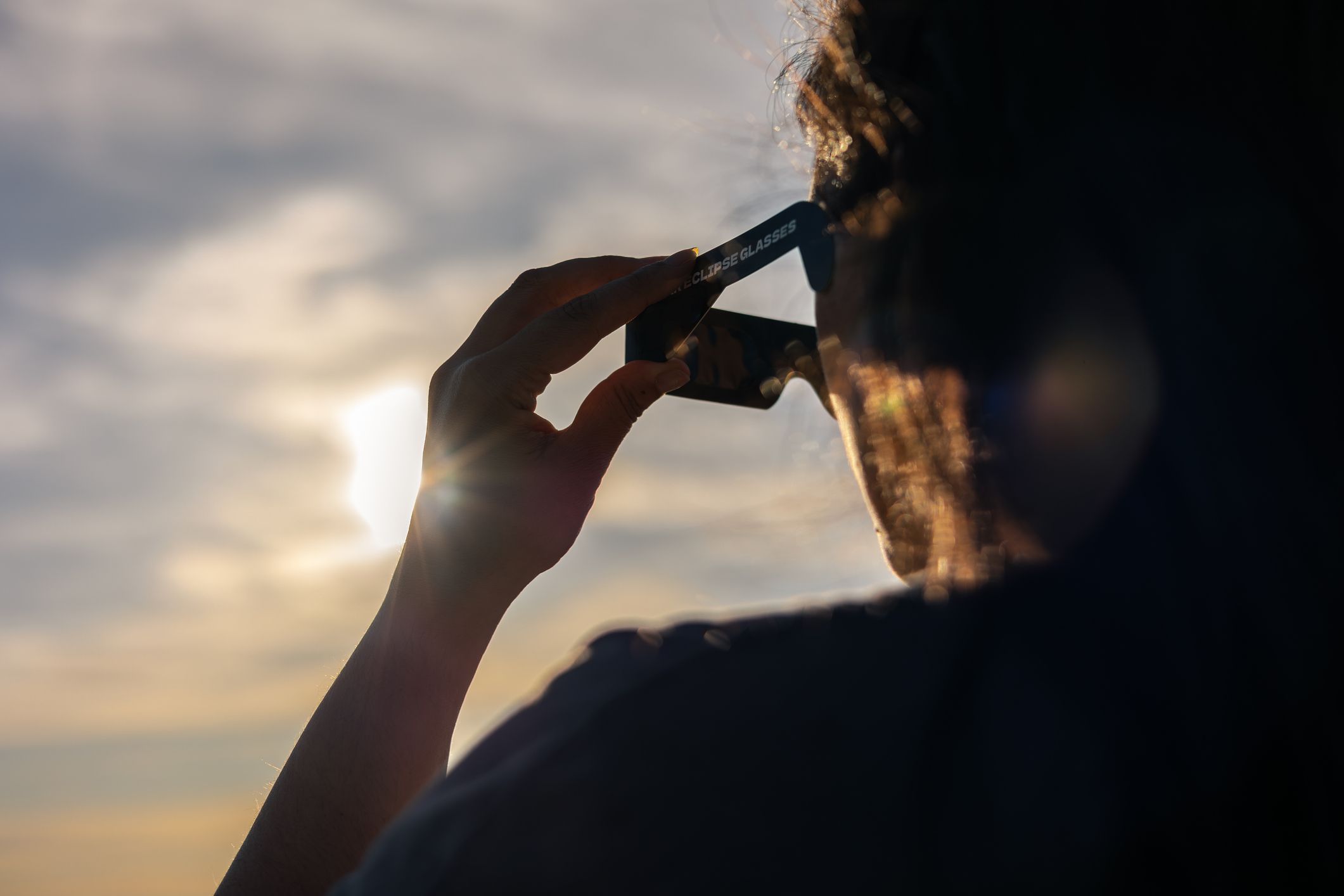 Cita a la platja de Mataró per veure l'eclipsi