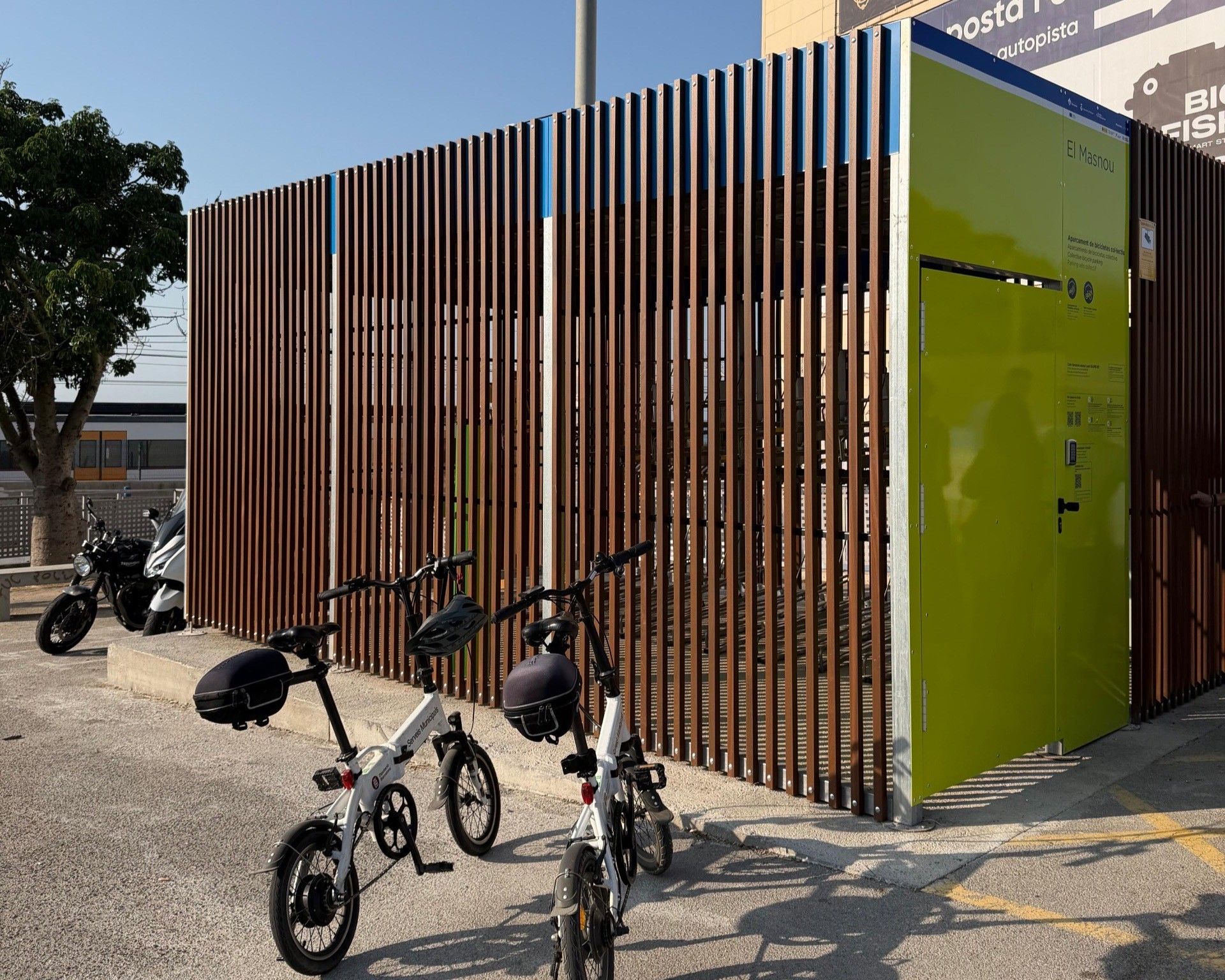 EuroVelo a l'estació del Masnou. Foto: Ajuntament