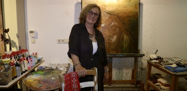 Marta Duran, al seu estudi. Foto: ACN