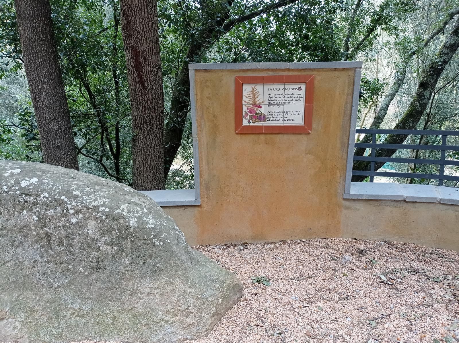 Roca Caganera Sant Iscle